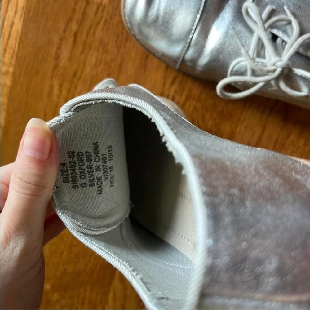 GAP silver oxford shoe flats lace up faux leather girl y4 tap cap toe dress jazz